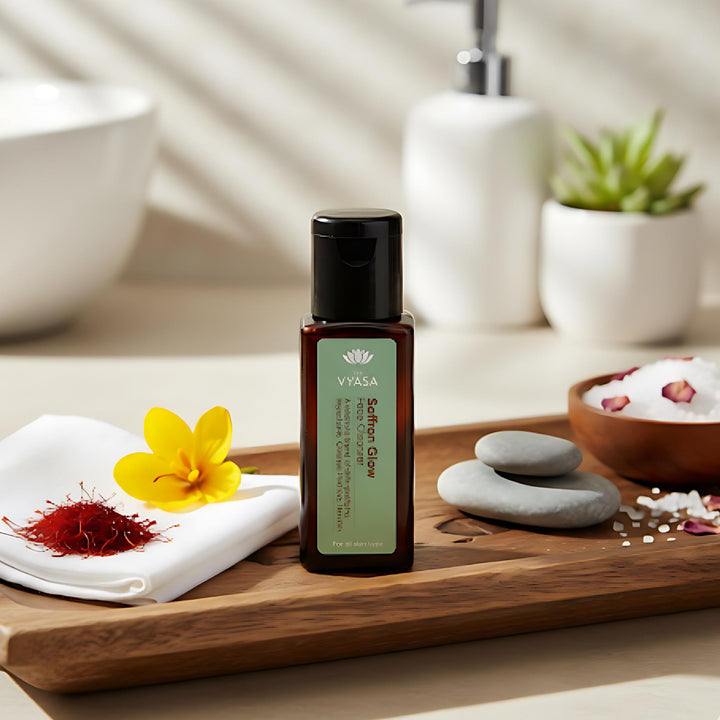 Saffron Glow Face Cleanser 40gms Travel Pack